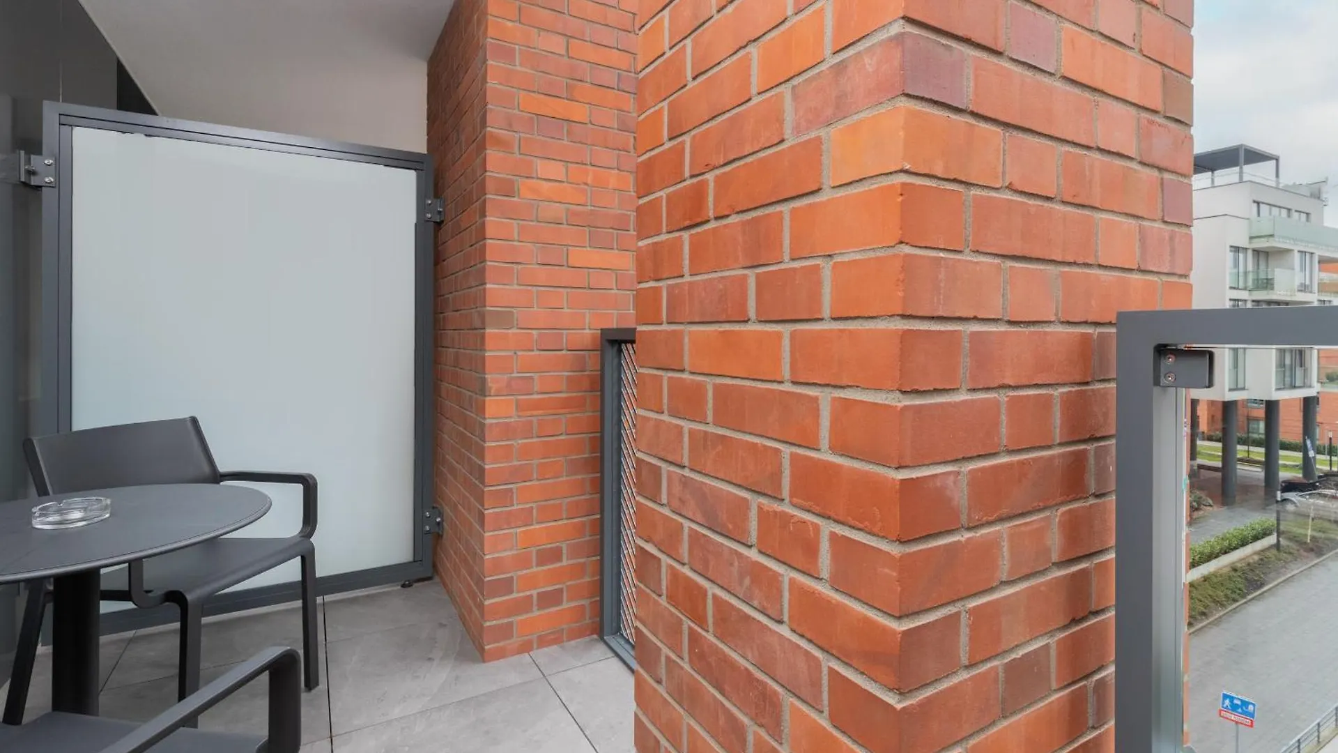 Elegant Apartment With Balcony And Air Conditioning In Gdansk By Noclegi Renters