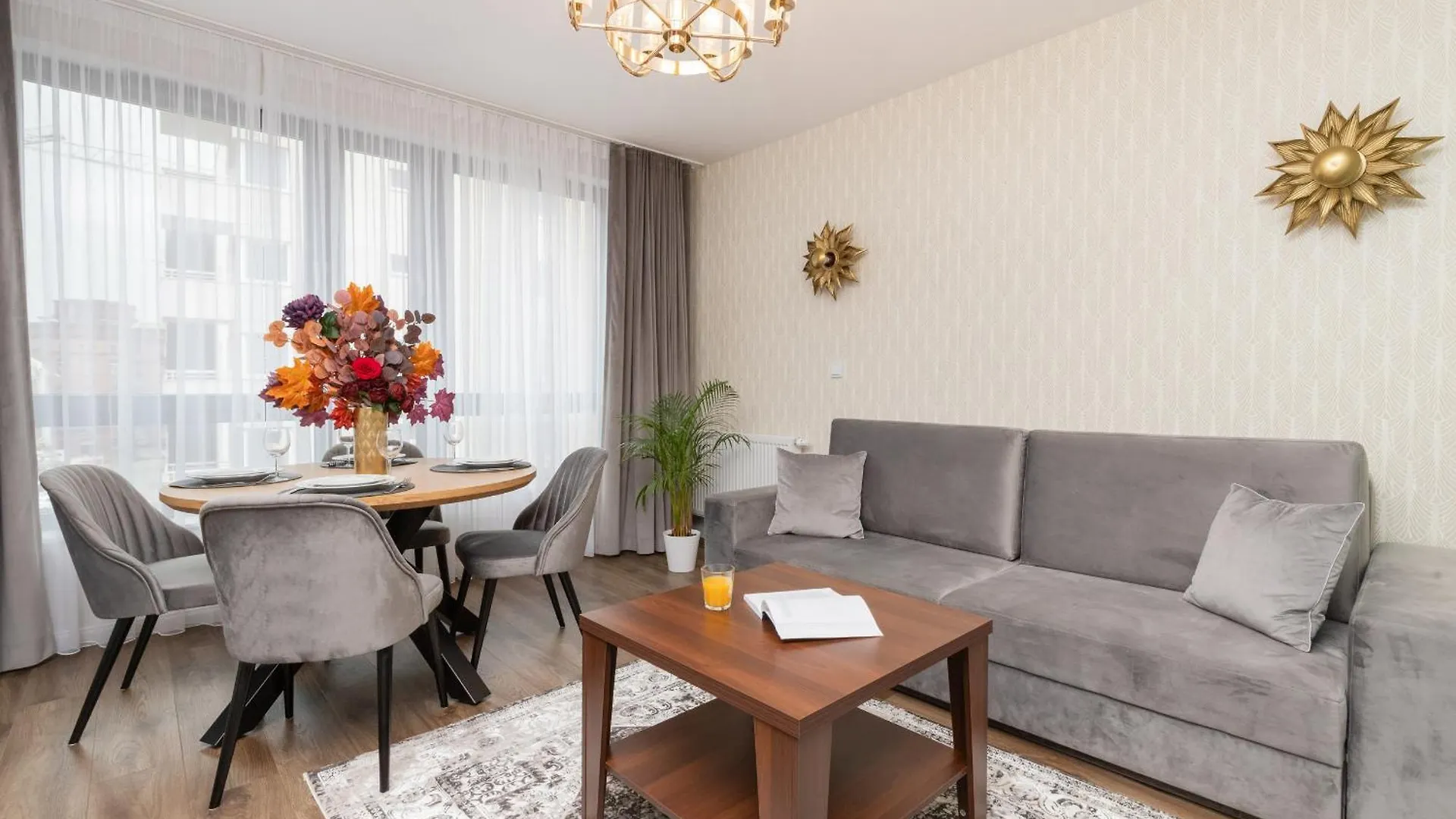 Elegant Apartment With Balcony And Air Conditioning In Gdansk By Noclegi Renters
